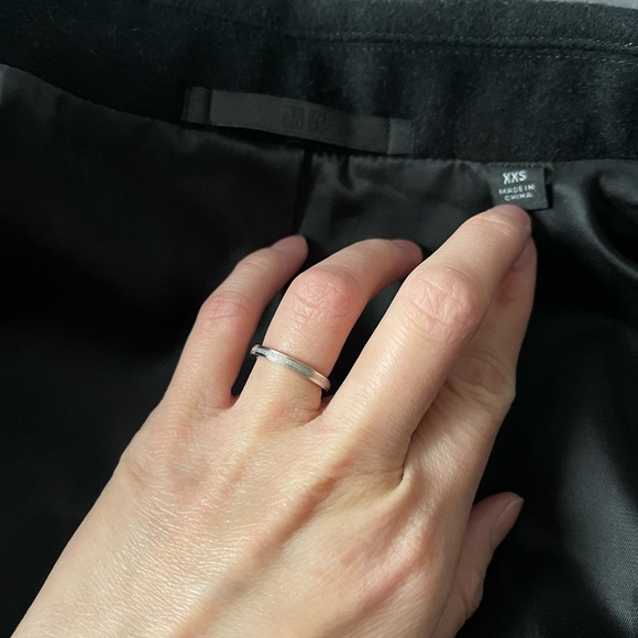 Uniqlo wool black coat - Picture 3 of 7